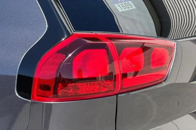 2019 Kia Niro Plug-In Hybrid LX