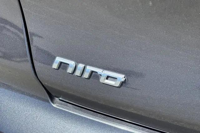 2019 Kia Niro Plug-In Hybrid LX