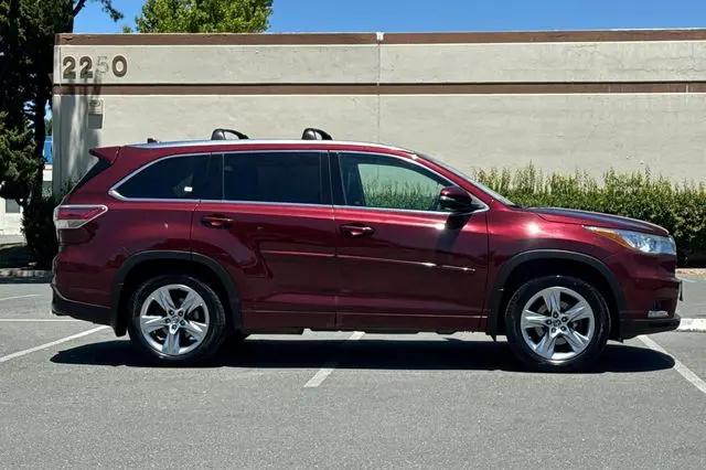 2016 Toyota Highlander Limited V6