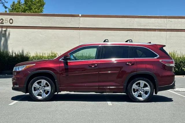 2016 Toyota Highlander Limited V6