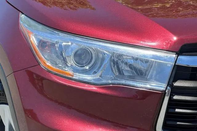 2016 Toyota Highlander Limited V6