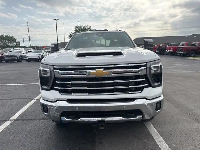 2024 Chevrolet Silverado 3500HD 4WD Crew Cab Long Bed LTZ