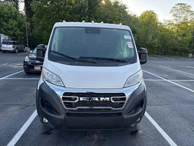 2025 Ram ProMaster 2500 Cargo Van Tradesman Low Roof 136" WB w/Pass Seat