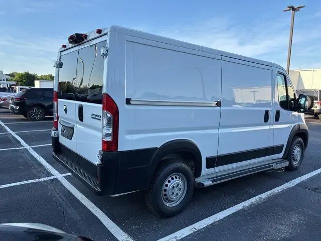 2025 Ram ProMaster 2500 Cargo Van Tradesman Low Roof 136" WB w/Pass Seat