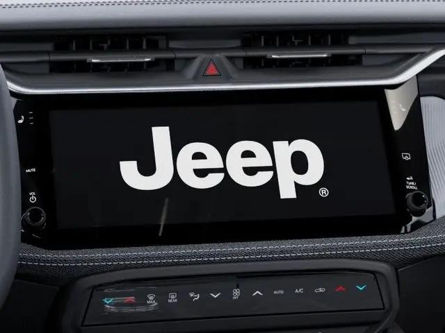 2026 Jeep Cherokee Laredo 4x4
