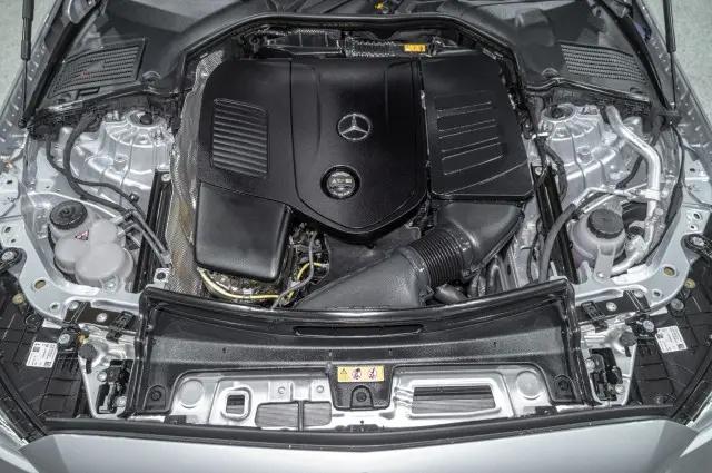 2026 Mercedes-Benz C-CLASS C 300 C 300