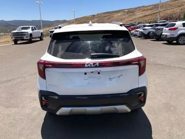 2024 Kia Seltos EX