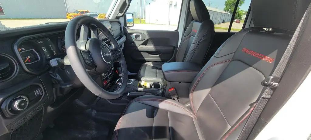 2025 Jeep Wrangler 4-Door Recon 4x4