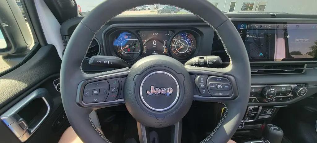 2025 Jeep Wrangler 4-Door Recon 4x4