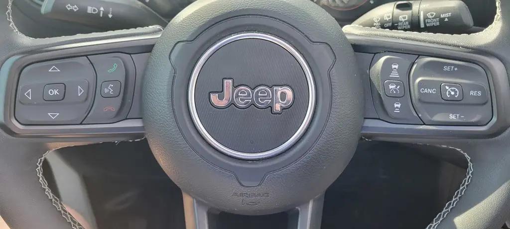 2025 Jeep Wrangler 4-Door Recon 4x4