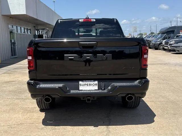 2026 Ram 1500 Express Crew Cab 4x4 57 Box