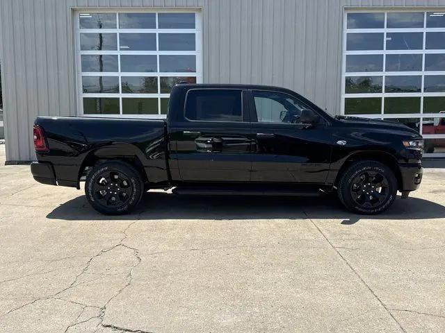 2026 Ram 1500 Express Crew Cab 4x4 57 Box