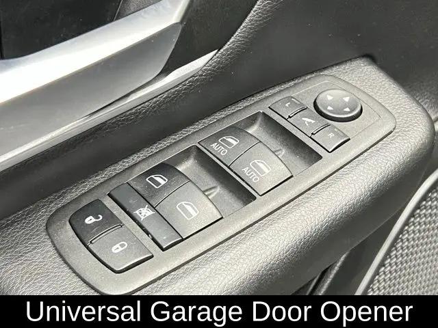 2022 Ram 1500 Big Horn Crew Cab 4x2 6'4" Box