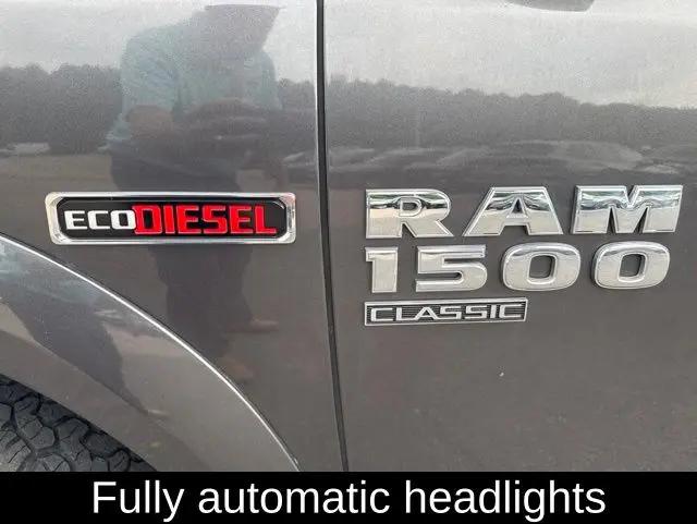 2019 Ram 1500 Classic Laramie Crew Cab 4x2 5'7" Box