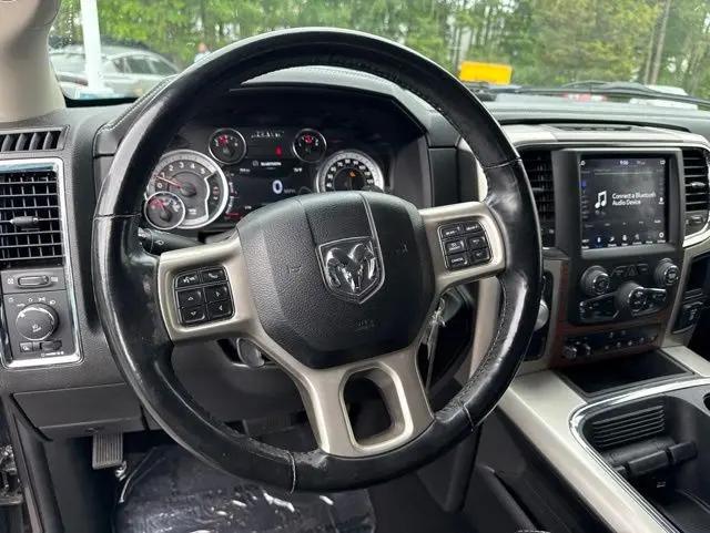 2019 Ram 1500 Classic Laramie Crew Cab 4x2 5'7" Box