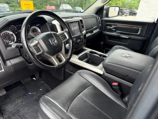 2019 Ram 1500 Classic Laramie Crew Cab 4x2 5'7" Box