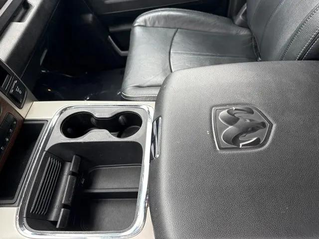 2019 Ram 1500 Classic Laramie Crew Cab 4x2 5'7" Box
