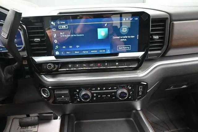 2025 Chevrolet Silverado 2500HD 4WD Crew Cab Long Bed High Country