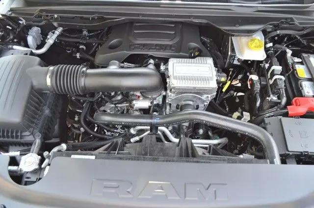 2026 Ram 1500 Laramie Crew Cab 4x4 57 Box