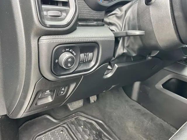 2022 Ram 1500 Limited Crew Cab 4x4 5'7" Box