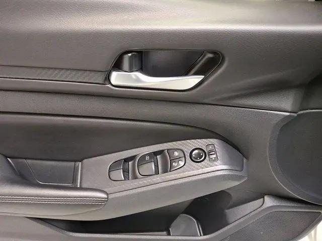 2025 Nissan Altima SV AWD