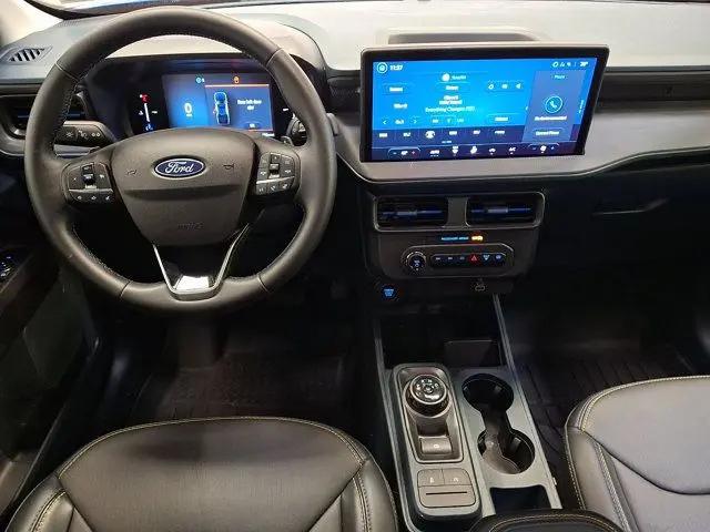 2025 Ford Maverick Lobo Standard
