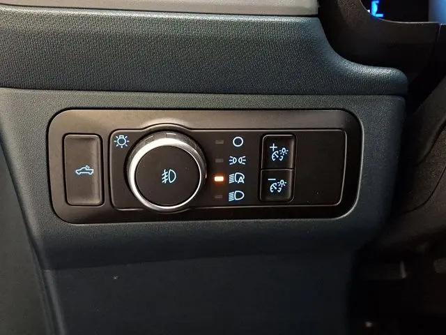 2025 Ford Maverick Lobo Standard