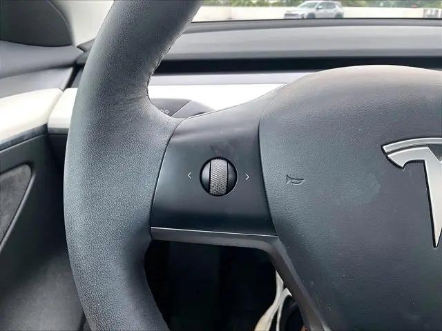 2022 Tesla Model 3 Long Range Dual Motor All-Wheel Drive