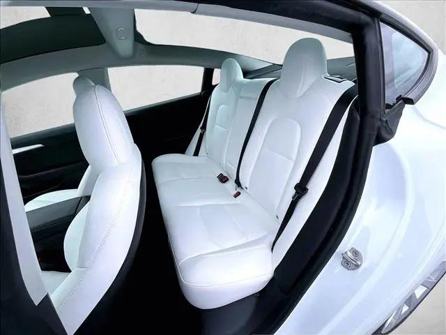2022 Tesla Model 3 Long Range Dual Motor All-Wheel Drive