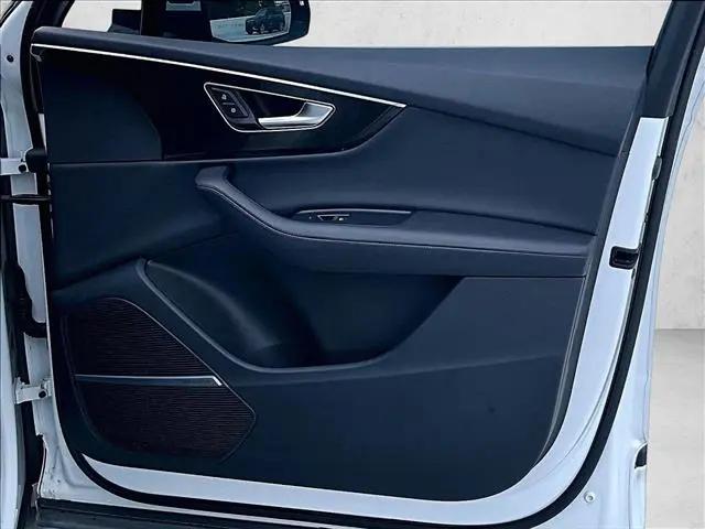 2023 Audi Q7 Premium Plus 45 TFSI quattro Tiptronic