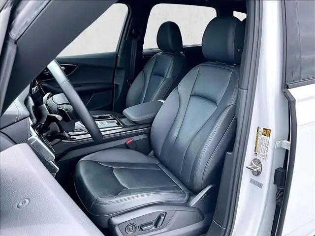 2023 Audi Q7 Premium Plus 45 TFSI quattro Tiptronic