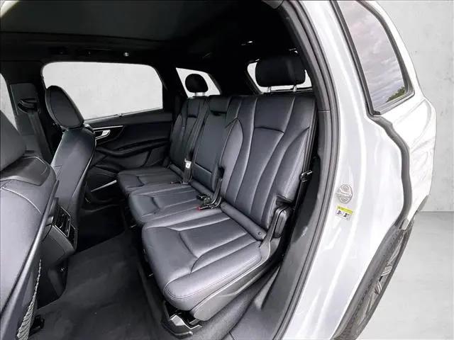 2023 Audi Q7 Premium Plus 45 TFSI quattro Tiptronic
