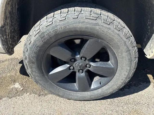 2019 Ram 1500 Classic Express Quad Cab 4x4 6'4" Box