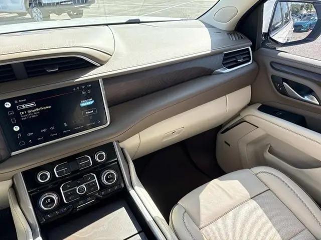 2022 GMC Yukon 4WD Denali