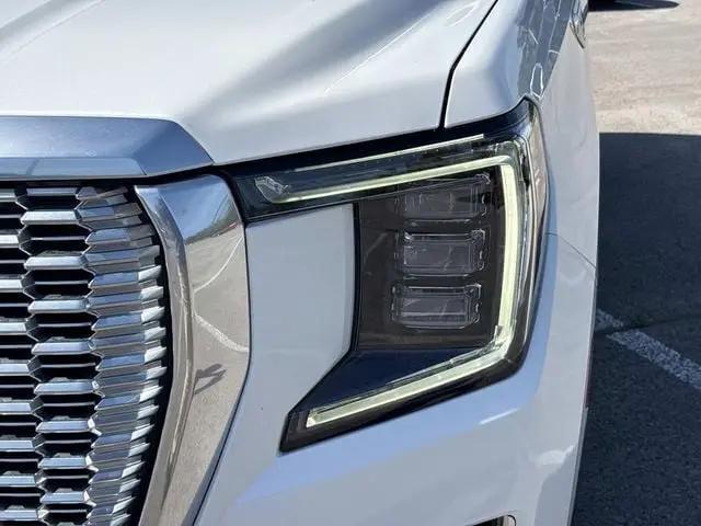 2022 GMC Yukon 4WD Denali