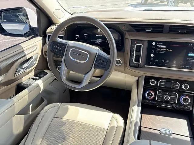 2022 GMC Yukon 4WD Denali