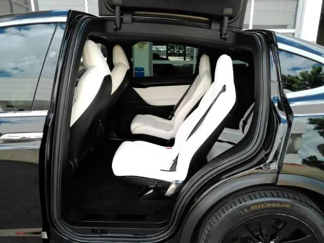 2020 Tesla Model X Long Range Dual Motor All-Wheel Drive