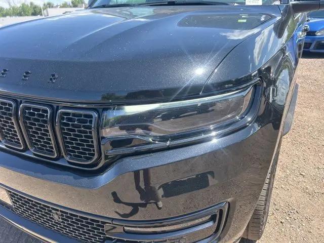 2023 Jeep Wagoneer Series II Carbide 4x4