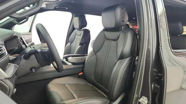 2026 Jeep Grand Wagoneer 4x4