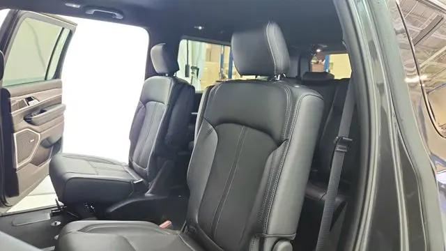 2026 Jeep Grand Wagoneer 4x4