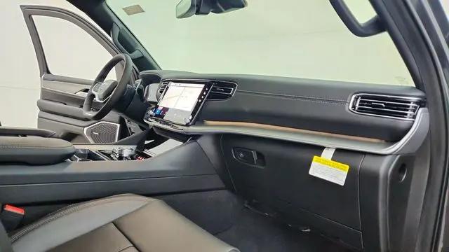 2026 Jeep Grand Wagoneer 4x4