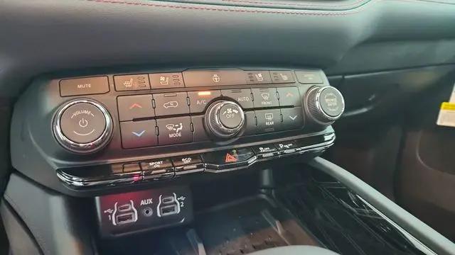 2026 Dodge Durango GT Plus AWD HEMI V8