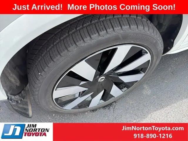 2023 Volvo XC90 Recharge T8 Ultimate Bright Theme 7-Seater