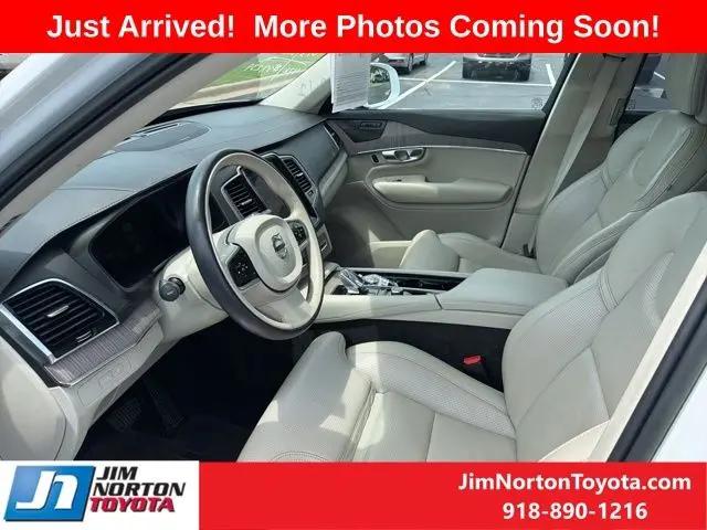 2023 Volvo XC90 Recharge T8 Ultimate Bright Theme 7-Seater