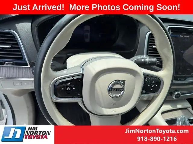 2023 Volvo XC90 Recharge T8 Ultimate Bright Theme 7-Seater