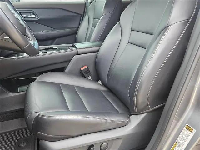 2023 Nissan Rogue SL FWD