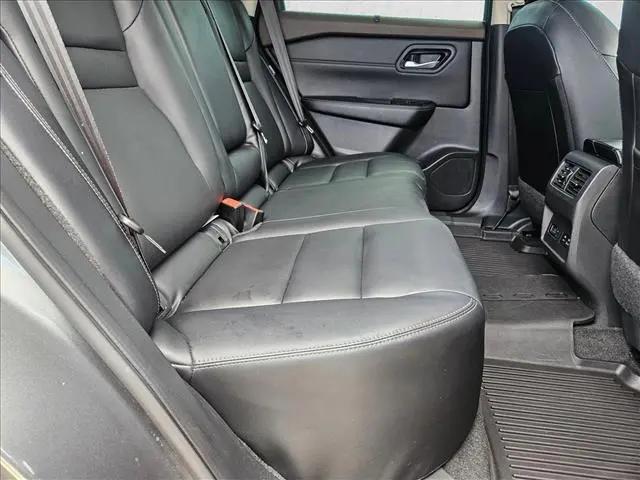 2023 Nissan Rogue SL FWD