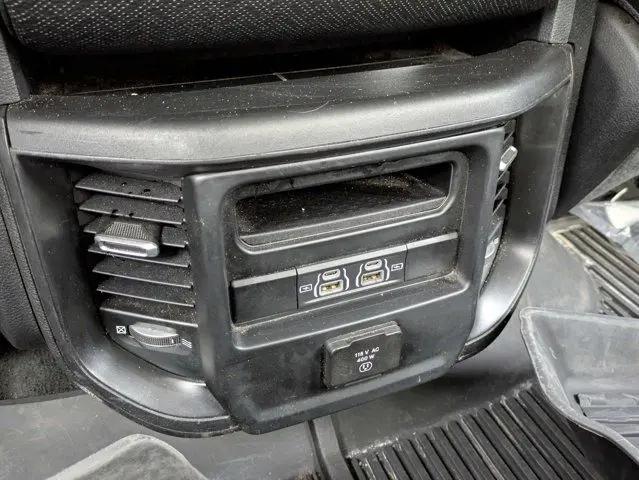 2022 Ram 1500 Laramie Crew Cab 4x4 5'7" Box