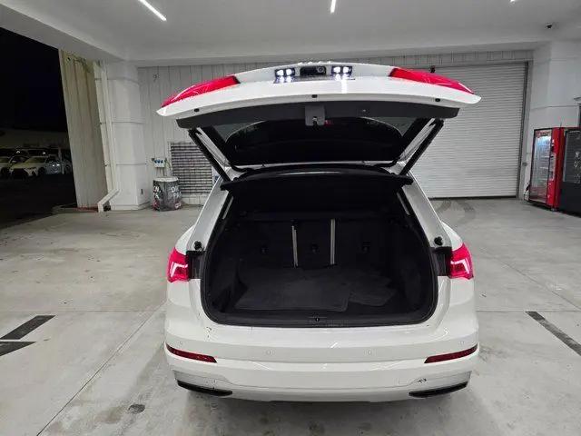 2023 Audi Q3 Premium 40 TFSI quattro Tiptronic
