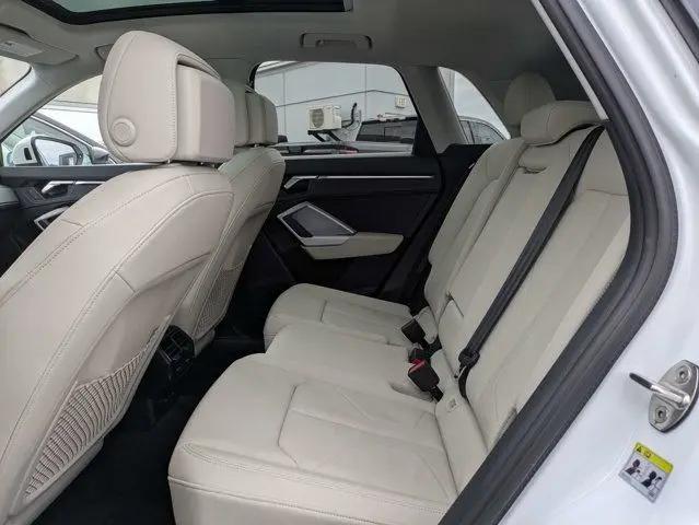 2023 Audi Q3 Premium 40 TFSI quattro Tiptronic